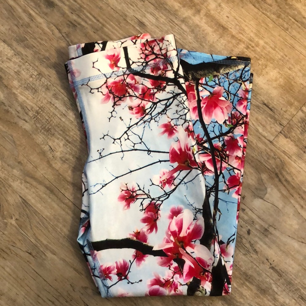 Terez Capri Leggings